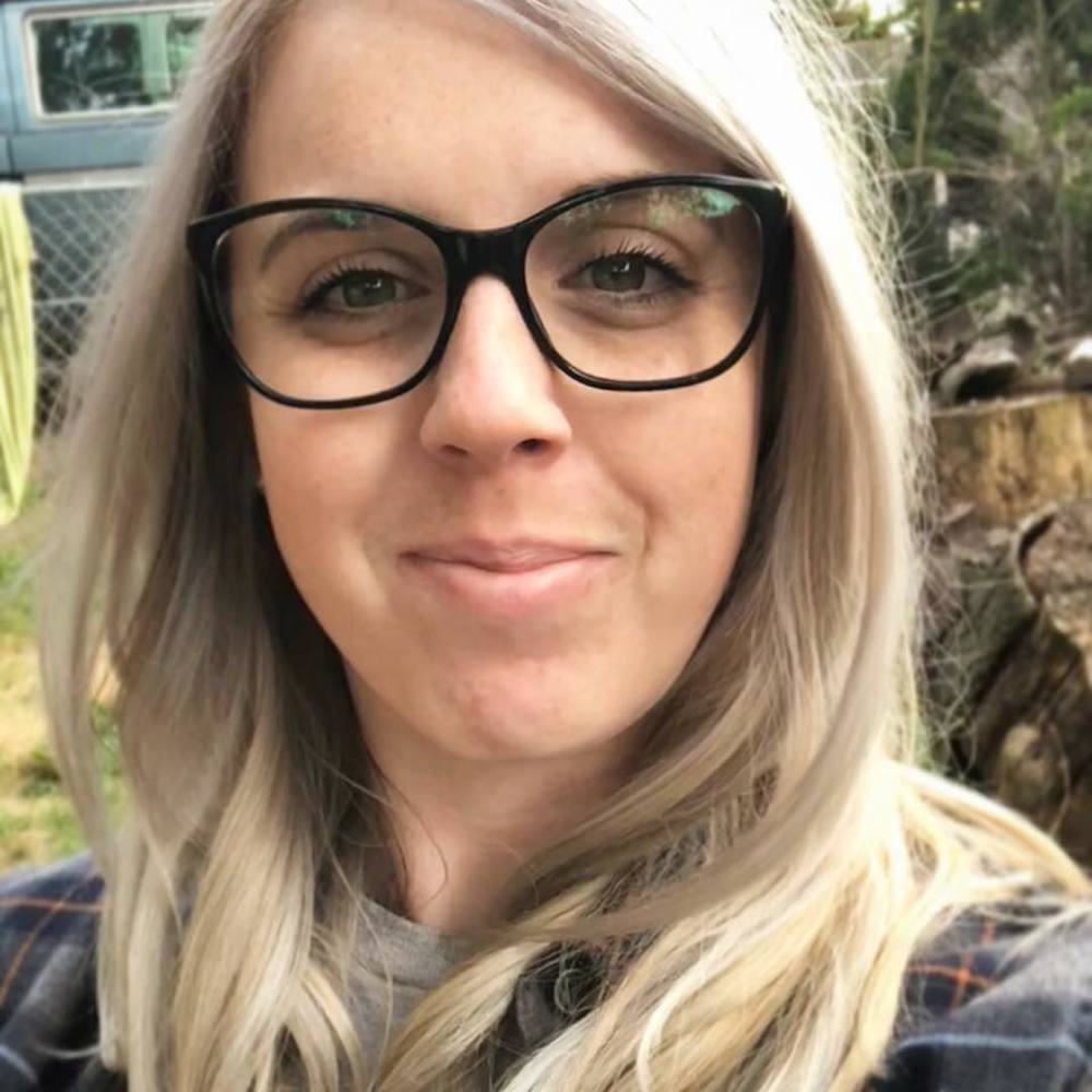 Meet your Posher, Leah